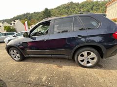BMW X5 3.0 d 7 SITZER Bild 8